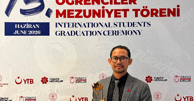 budy sugandi - ilustrasi berita Budy Sugandi Raih Penghargaan Bergengsi Türkiye Alumni Awards 2026