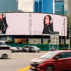 bukit bintang berubah wajah - ilustrasi berita Bukit Bintang berubah wajah, kampanye Nothing tampilkan Charli XCX di…