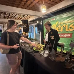 jamasan pusaka banyuwangi - ilustrasi berita Tradisi Jamasan Pusaka Banyuwangi Tarik Wisatawan Prancis, Keris Ratusan…