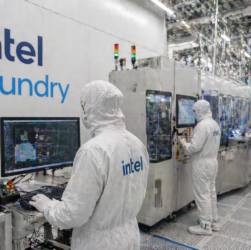 saham intel - ilustrasi berita Mengapa saham Intel jatuh sekitar 6% pada Selasa
