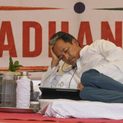 mogok lapar - ilustrasi berita Aktivis Sonam Wangchuk mogok lapar 16 hari, berat badan susut 8,2 kilogram
