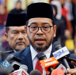pendidikan tahfiz - ilustrasi berita Kerajaan perkasakan pendidikan tahfiz seiring arus perdana, kata Zulkifli