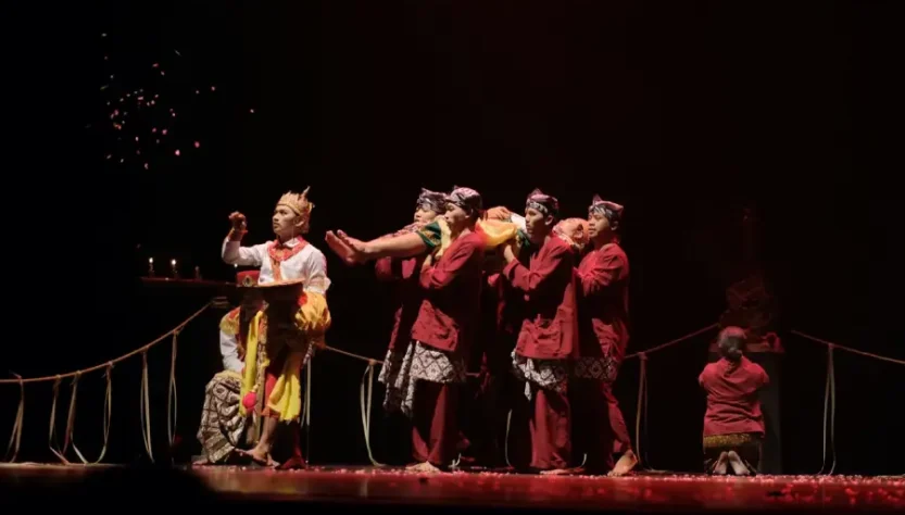 gaya hidup berlebihan - ilustrasi berita Terjebak Gaya Hidup Berlebihan Berujung Utang, Teater Sandur Bojonegoro…