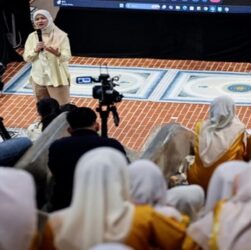 kelab perempuan membaca - ilustrasi berita Kelab Perempuan Membaca diisytiharkan kelab membaca terbesar di Malaysia