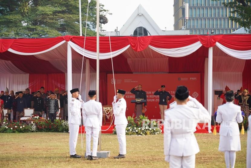 kesejahteraan keluarga PNM: Kemerdekaan Harus Terwujud dalam Kesejahteraan… kesejahteraan keluarga - ilustrasi berita PNM: Kemerdekaan Harus Terwujud dalam Kesejahteraan Keluarga Ultra Mikro
