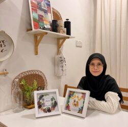 sentuhan nik - ilustrasi berita Sentuhan Nik Ubah Kertas Jadi Karya Penuh Makna