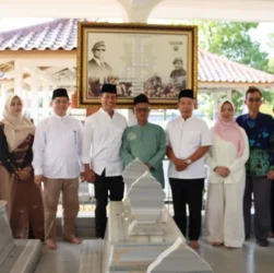 ut purwokerto - ilustrasi berita Bukan Sekadar Ziarah: UT Purwokerto Hidupkan Kembali Spirit Tokoh Nasional dan Daerah