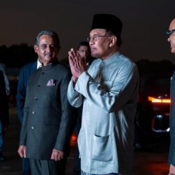 anwar tiba di new - ilustrasi berita Anwar tiba di New Delhi, hadiri Sidang Kemuncak BRICS ke-18