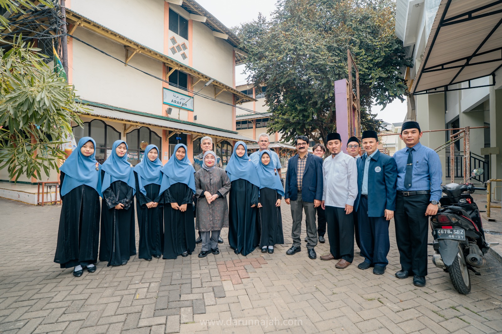 gihes 2026 Delegasi Internasional GIHES 2026 Kunjungi Ponpes Darunnajah dan… gihes 2026 - ilustrasi berita Delegasi Internasional GIHES 2026 Kunjungi Ponpes Darunnajah dan Tinjau Pendidikan…